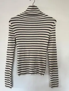 新品・未使用　ストライプ タートルネック ニット