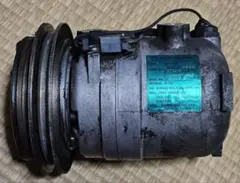 ダットサン/テラノD21 R12用 エアコンコンプレッサ92600-09G01？のサムネイル