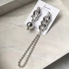 #323 ボールチェーン×シルバーボール　アシンメトリーピアス　ハンドメイド