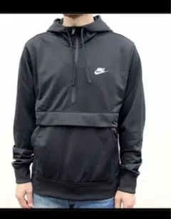 ナイキ　ハーフジップパーカー
