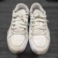 PUMA スニーカー ホワイト