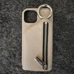 【人気】ajew iPhone15ケース ベージュ ジップ付きのサムネイル