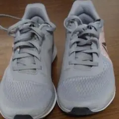 ☆お値下げしました！☆リーボック　グレー&サーモンピンクスニーカー