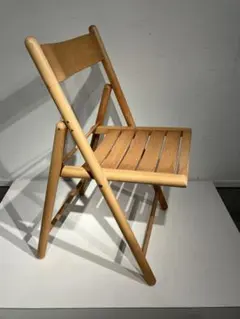 フォールディングチェア