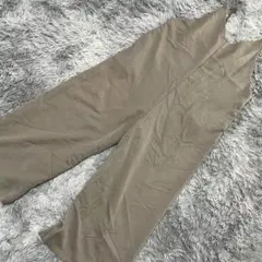 ✨極良品✨ アルマデザイン サロペット ベージュ サイズM デザインお洒落