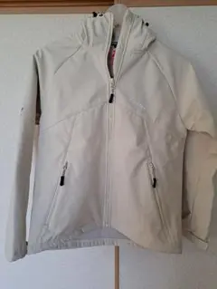 新品、未使用　TULTEX　アウトドアウェア防風&防寒ジャケット