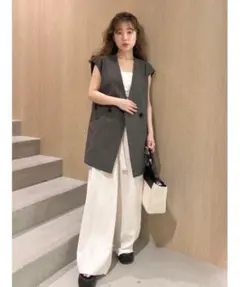 フレイアイディー ノーカラーバックスリットジレ frayi.dのサムネイル