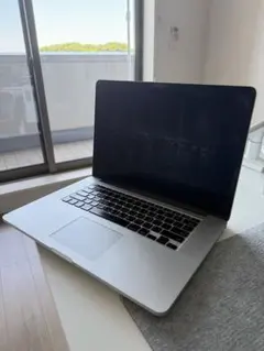 【訳あり特価】MacBook Pro 15インチ i7 16G 256Gのサムネイル
