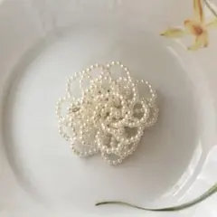 匿名配送　パールフラワー　コサージュ　ハンドメイド