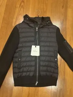 モンクレール　ハイブリッドニットダウン