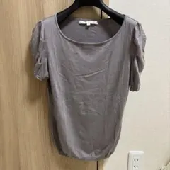 55セール‼️ナチュラルビューティーグレー パフスリーブ Tシャツ 38のサムネイル
