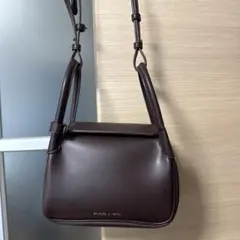 CHARLES＆KEITH チャールズアンドキース ショルダーバッグ