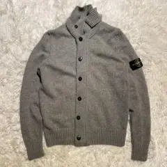 美品 STONE ISLAND ニットカーディガン M ワッペン CLG認証済のサムネイル