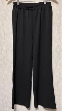 黒リブ編みカジュアルパンツ