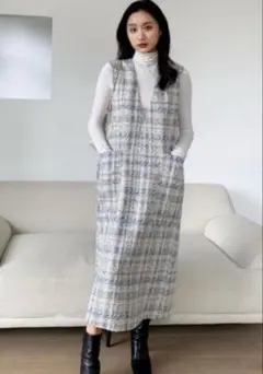 BIRTHDAY BASH Vネックツイードジャンパースカート