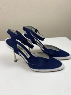 MANOLO BLAHNIK パンプス ネイビー ホワイトのサムネイル