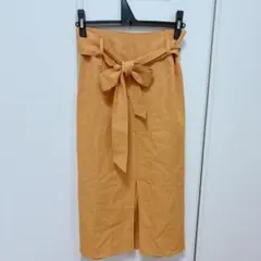 CECIL McBEE（セシルマクビー） タイトスカート マスタードイエローのサムネイル