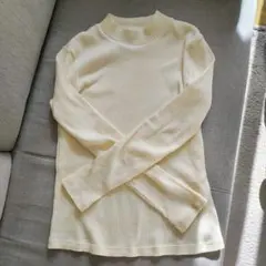 リブハイネックT　ユニクロ　レディースМ