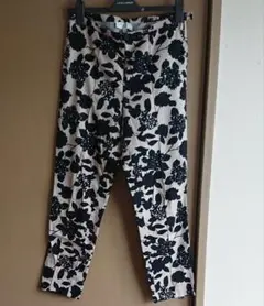 ローラアシュレイ 花柄パンツ
