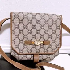 《美品》GUCCI Plus(グッチ)ショルダーバッグ PVCのサムネイル