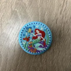 ディズニー刺繍缶バッジ2 リトルマーメイド