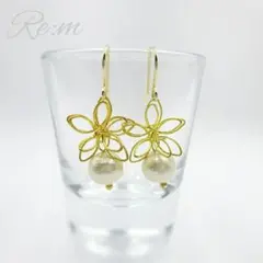 フラワー＆コットンパールピアス・イヤリング