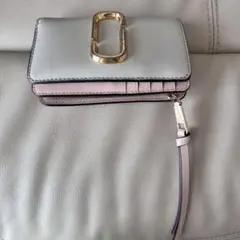MARC JACOBS 二つ折り財布のサムネイル