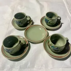 九谷焼   秀山　花柄煎茶カップ＆ソーサー 4客セット＋ソーサー1枚