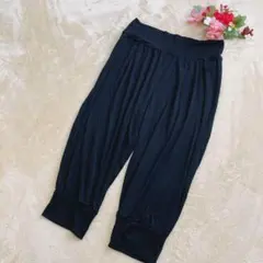 【UNIQLOユニクロ】ドレープ クロップドパンツ ストレッチ　ヨガパンツ黒XL