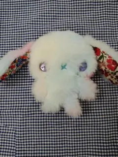 ハンドメイド　レインボーカラー　もふもふたれ耳うさぎのぬいぐるみ