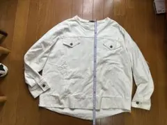 ZARA！ ダメージ加工 白デニムシャツ・サイズM 少し大きめ 綿100%