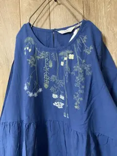 新品★fillil★ボタニカル刺繍が可愛いワンピース★ネイビー