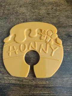 ディズニーリゾート プーさん 袋どめクリップ (メイプルクッキーのクリップ)