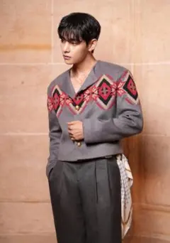 btsグッズ　テヒョン カーディガン BTS V テテ着用 BODE Double Breasted Cardigan - メルカリ