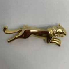 動物　ブローチ