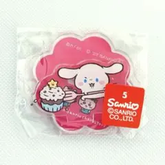 ちいかわ サンリオコラボ シナモン　シナモロール　アクスタ