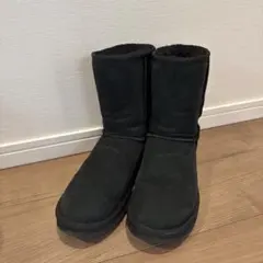 UGG クラシックショート　ムートンブーツ