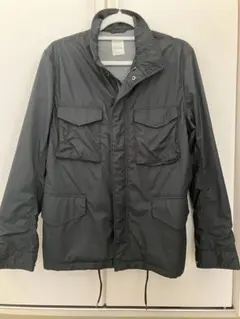 ブラックナイロンジャケット フロントポケット付き