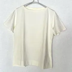 earth…【FREE】クリーム色 半袖裾スリット入りTシャツ