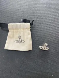 ヴィヴィアンウエストウッド　ピアス
