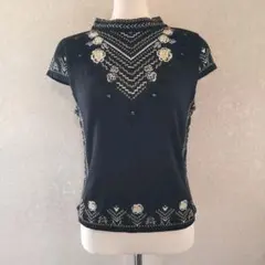 TROISBONHEURS トロワボヌール オリエンタル柄 個性的デザインニット