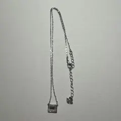 スワロフスキー　ネックレス