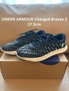 【8/1発送】UNDER ARMOURスニーカー ブラックのサムネイル