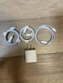 新品　Apple iphone 純正　USBタイプCとライトニング　３個　充電器