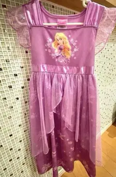 ディズニープリンセス　ドレス　ラプンツェル110cm