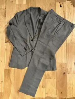 UNIQLO 感動ジャケット、パンツ