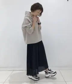 ユニクロ　XLサイズ　ウルトラストレッチドライスウェットプルパーカ　UNIQLO