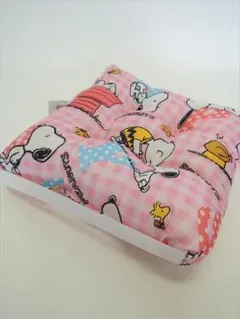 ☆PEANUTS☆スヌーピー（Snoopy）☆学童クッション☆ピンク☆のサムネイル