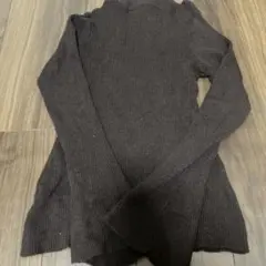 ダークブラウン リブニット ハイネック 長袖