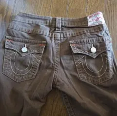 True Religion Joey ブーツカットデニム 27インチのサムネイル